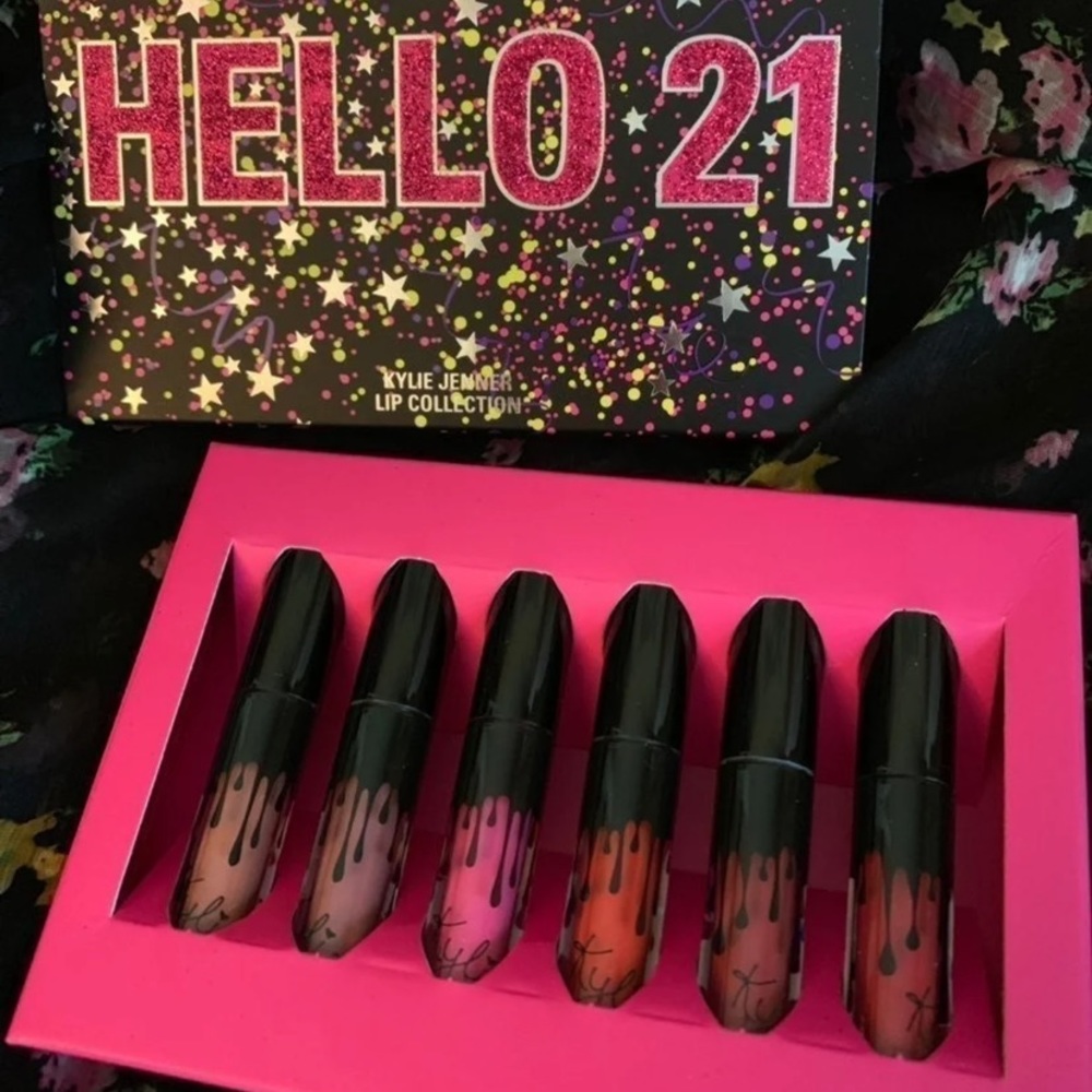 Kylie Cosmetics Birthday Hello 21 Mini Lip Set